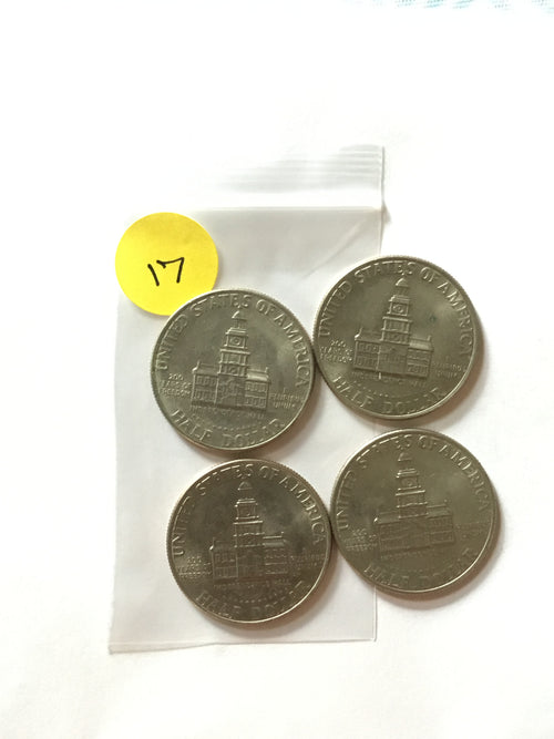Four 1776-1976 Kennedy Bicentennial half dollars, Independence Hall reverse, LVC-017 Lot B